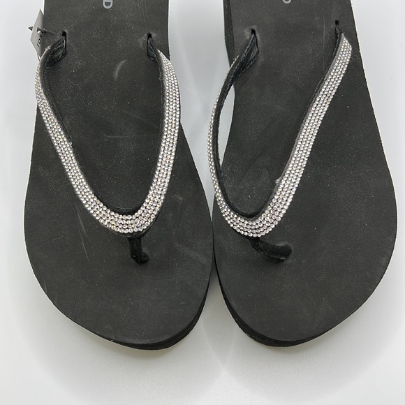 torrid Shoes Nwt Torrid Flip Flop Sandals Eva Thong Wedge